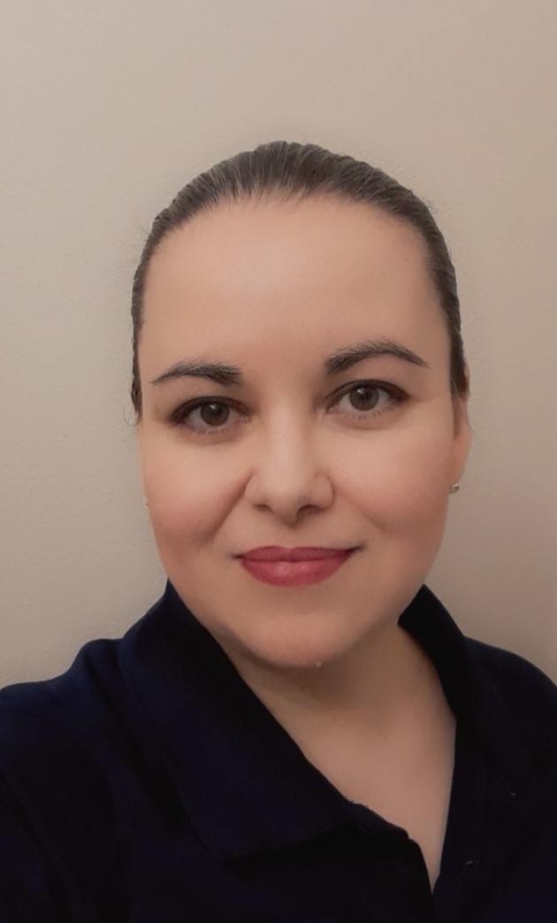 04Erika Loya0.jpg