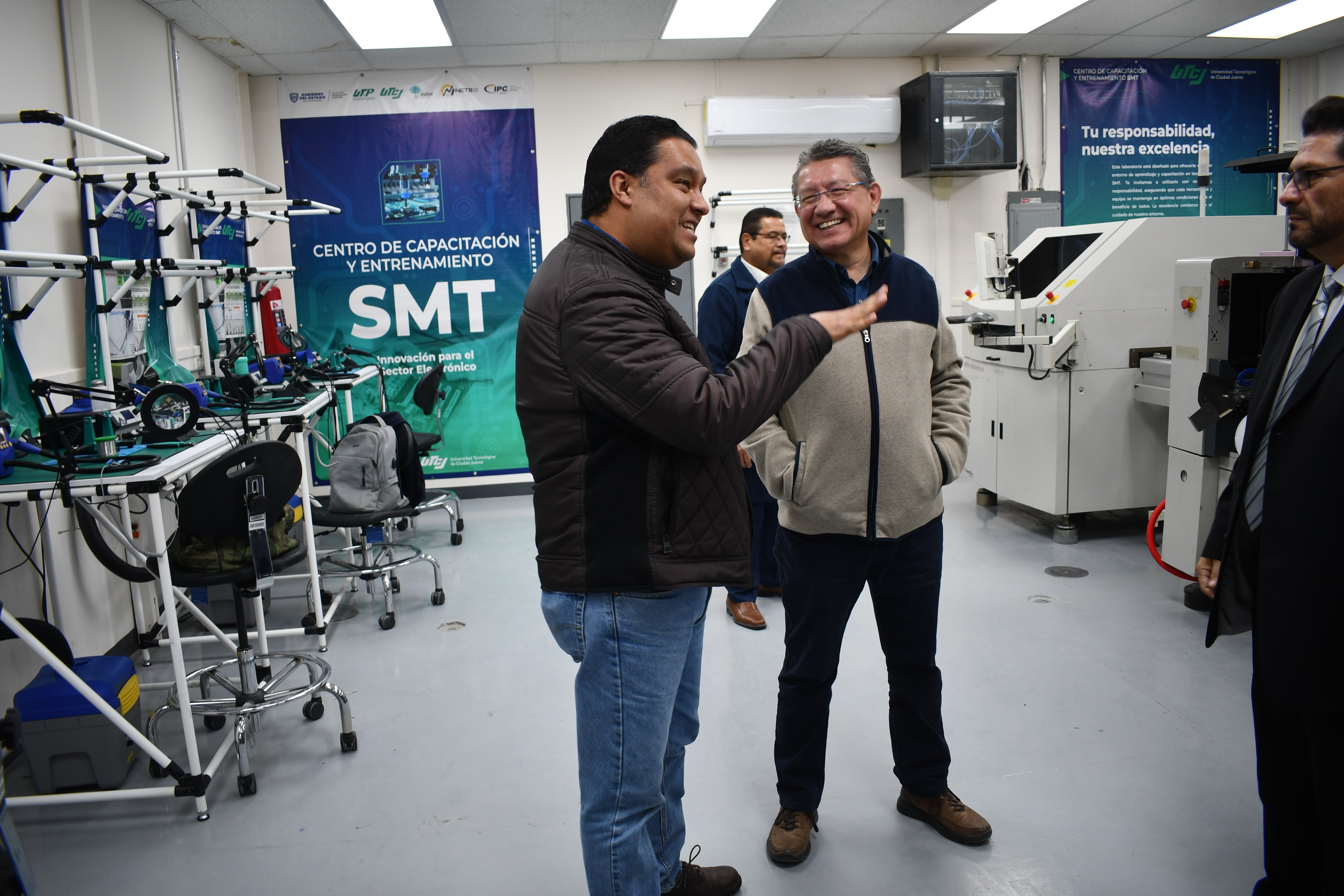 https://www.utcj.edu.mx/Noticias/PublishingImages/default/DSC_0409.JPG